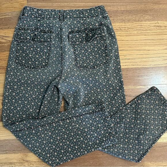 American Eagle Floral Cargo Pants, 90s, Y2K, Button Fly, Size 6 SHORT - Picture 8 of 15